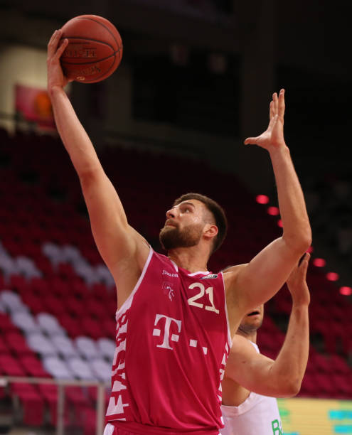 战略性地规 战略性地规